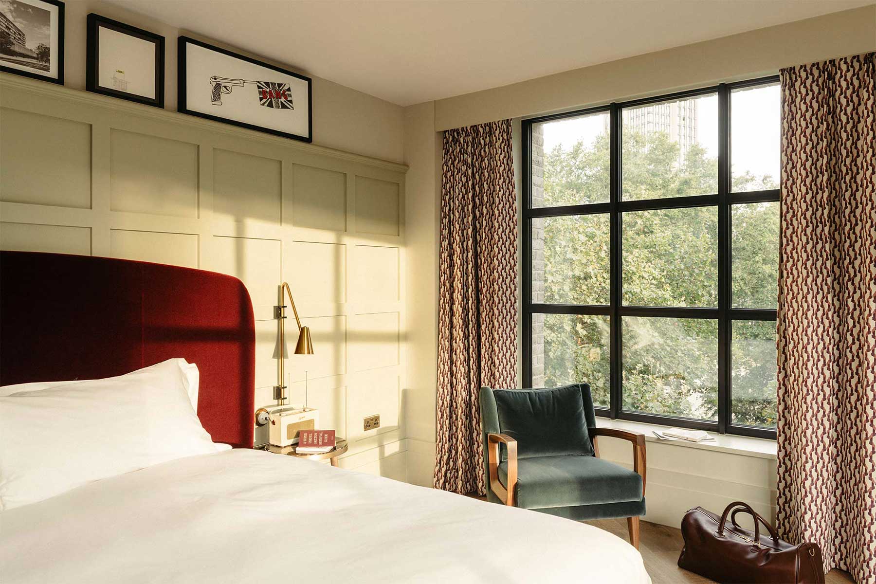 Biggy Hotel Room