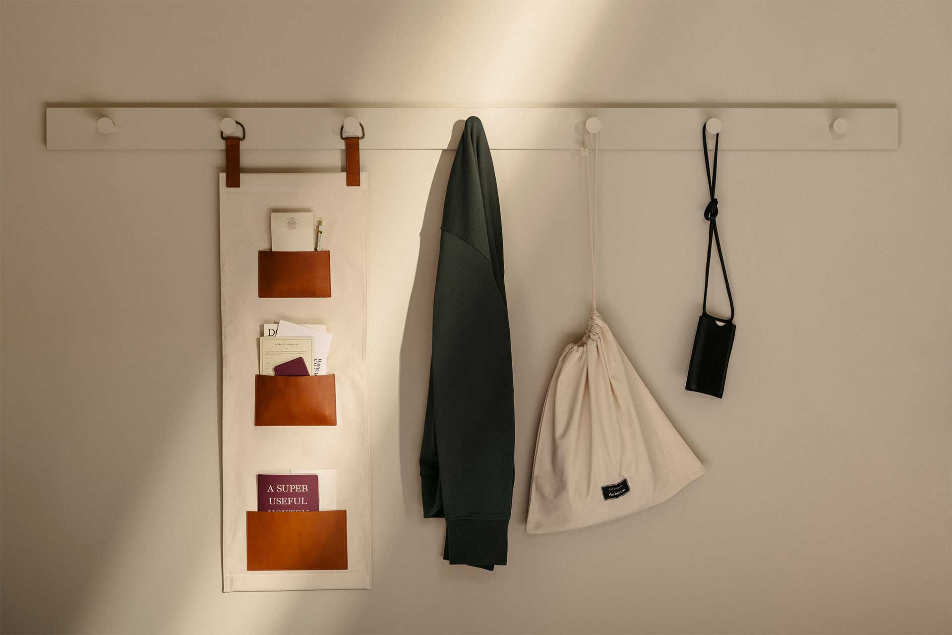 Hanging area