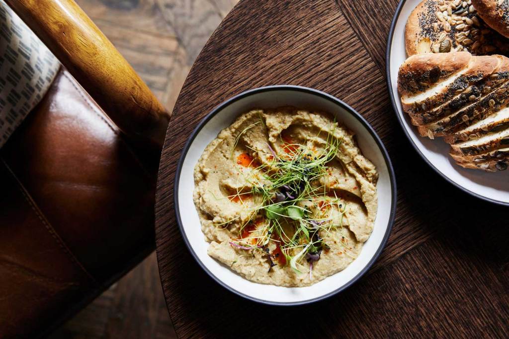 Hummus at Jacques Bar