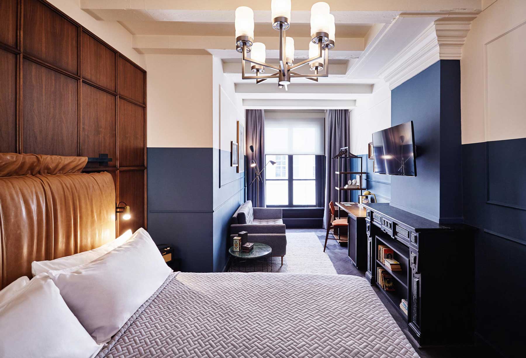 Roomy Room