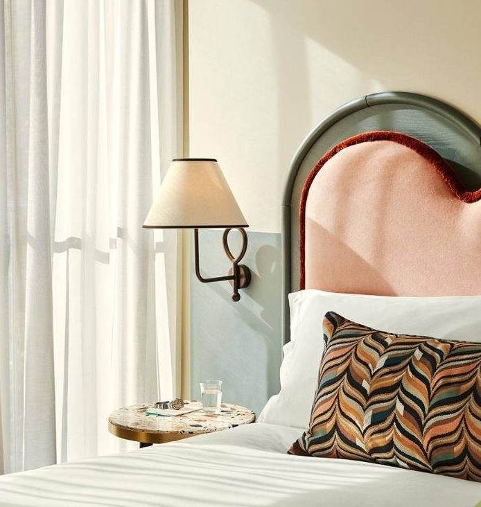Camera da letto presso The Hoxton, Charlottenburg a Berlino.