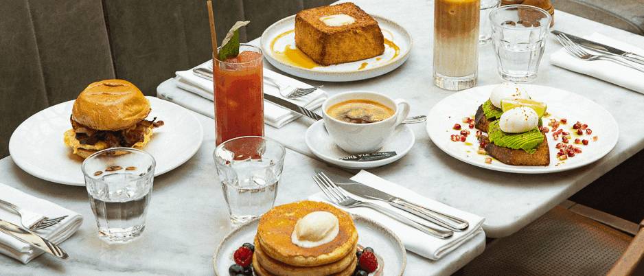 Une table de brunch chez Rivié